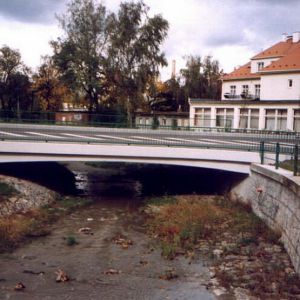 Most přes Grasmanku
